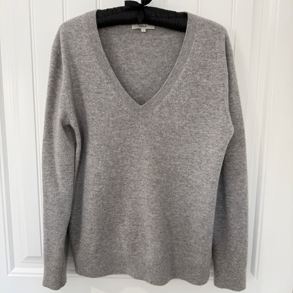 Vince Cashmere Gray V-Neck Sweater